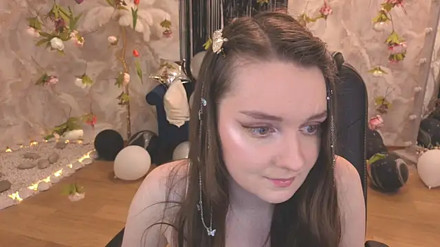 Snapshot of CloudGrace chatting on 07/11/26, 06:21 CloudGrace online show from 07/11/26, 06:21