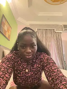 Snapshot of Sweetbootty chatting on 12/14/24, 03:58 Sweetbootty online show from 12/14/24, 03:58