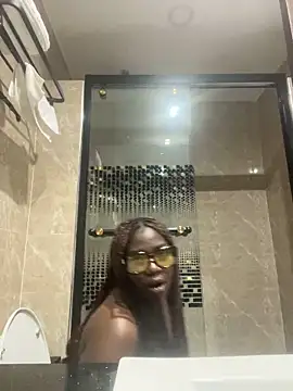 Snapshot of Sweetbootty chatting on 01/15/25, 12:19 Sweetbootty online show from 01/15/25, 12:19