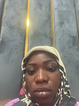 Snapshot of Sweetbootty chatting on 03/15/25, 10:57 Sweetbootty online show from 03/15/25, 10:57