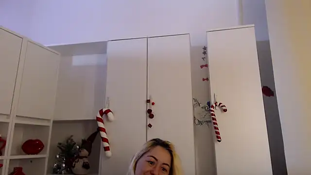 Snapshot of spell_of_love chatting on 01/15/26, 12:32 spell of love online show from 01/15/26, 12:32