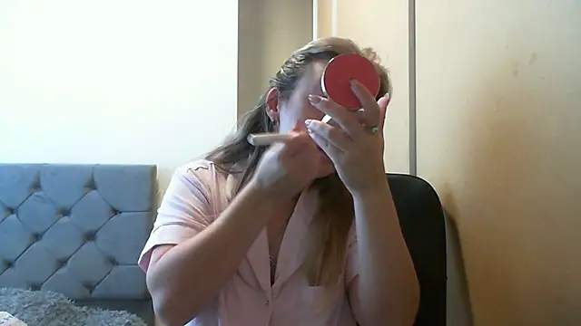 SusanCurt online show from 10/12/25, 08:24