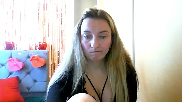 SusanCurt online show from 02/17/26, 12:01