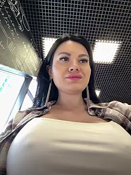Wet  Bunny online show from 05/02/26, 06:07