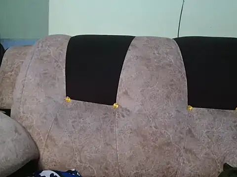 Snapshot of goddes_love chatting on 09/19/25, 07:32 goddes love online show from 09/19/25, 07:32