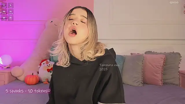Snapshot of _Tammara_ chatting on 11/25/25, 12:27 Tammara online show from 11/25/25, 12:27