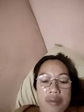 asianwet4u online show from 03/19/25, 10:42