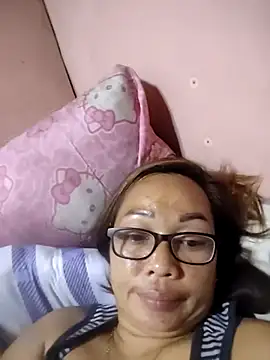 Snapshot of asianwet4u chatting on 01/09/26, 05:15 asianwet4u online show from 01/09/26, 05:15