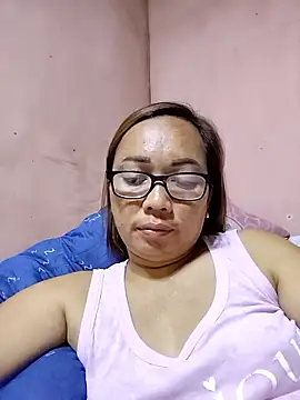 Snapshot of asianwet4u chatting on 01/11/26, 01:27 asianwet4u online show from 01/11/26, 01:27