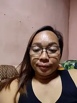 Snapshot of asianwet4u chatting on 02/15/26, 02:25 asianwet4u online show from 02/15/26, 02:25