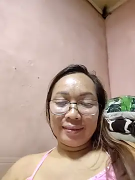 Snapshot of asianwet4u chatting on 02/20/26, 04:53 asianwet4u online show from 02/20/26, 04:53