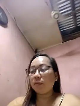 Snapshot of asianwet4u chatting on 02/24/26, 03:43 asianwet4u online show from 02/24/26, 03:43