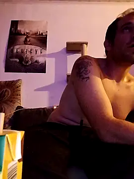 Snapshot of Codymc89 chatting on 09/15/25, 10:32 Codymc89 online show from 09/15/25, 10:32