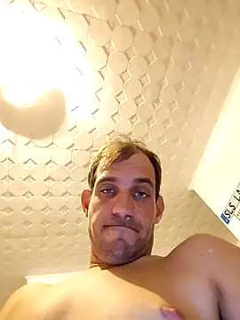 Snapshot of Codymc89 chatting on 09/19/25, 06:41 Codymc89 online show from 09/19/25, 06:41