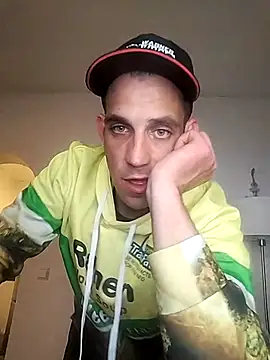 Snapshot of Codymc89 chatting on 11/05/25, 07:36 Codymc89 online show from 11/05/25, 07:36