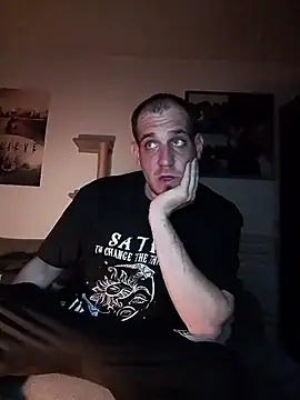 Codymc89 online show from 04/04/26, 07:55