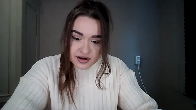 avajade online show from 11/18/25, 09:58