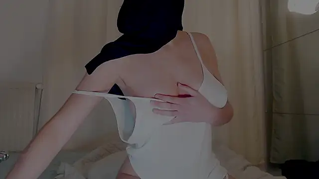 Snapshot of sweet_diazzz chatting on 01/15/25, 07:55 sweet diazzz online show from 01/15/25, 07:55