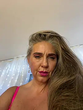 Snapshot of Alimela chatting on 01/17/26, 02:55 Alimela online show from 01/17/26, 02:55