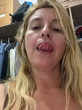 moniquerainx online show from 03/11/26, 02:28