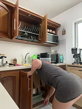 moniquerainx online show from 04/01/26, 03:20