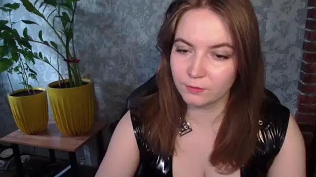 Snapshot of AlessaBlackMoon chatting on 06/05/26, 03:51 AlessaBlackMoon online show from 06/05/26, 03:51