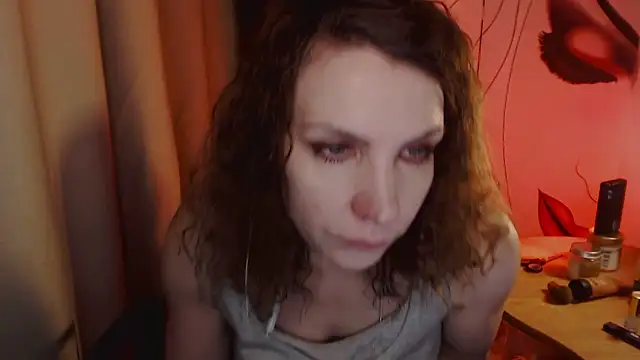 JohansonKatie online show from 01/22/25, 03:52