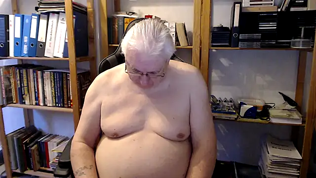 SchwanzhureXXL online show from 02/28/26, 06:36