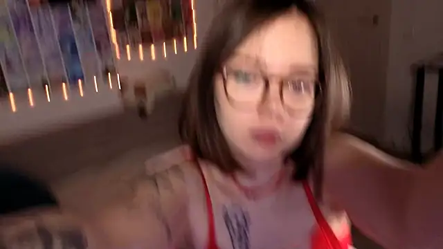 Snapshot of MilenaSaint chatting on 02/13/25, 05:48 MilenaSaint online show from 02/13/25, 05:48