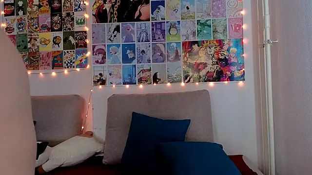 Snapshot of MilenaSaint chatting on 02/25/25, 10:04 MilenaSaint online show from 02/25/25, 10:04