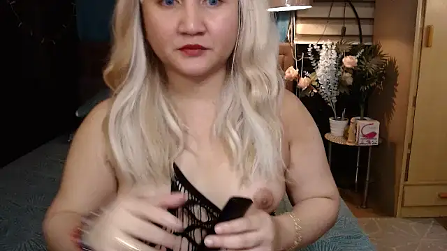 xheavenlytrans online show from 10/07/25, 10:34