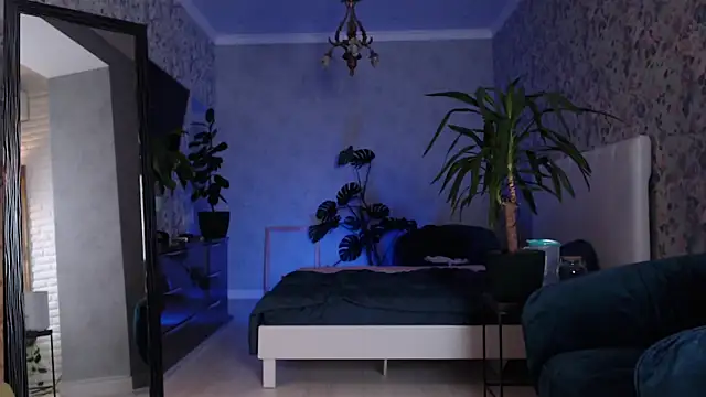 ClaraBendover online show from 11/11/25, 08:31