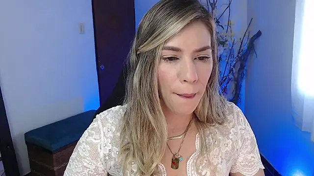 ms sofia x online show from 11/04/25, 03:22