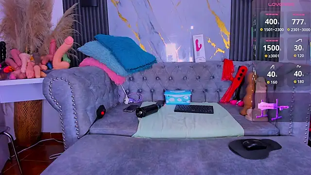 Snapshot of dailly_hot chatting on 09/12/25, 04:45 dailly hot online show from 09/12/25, 04:45