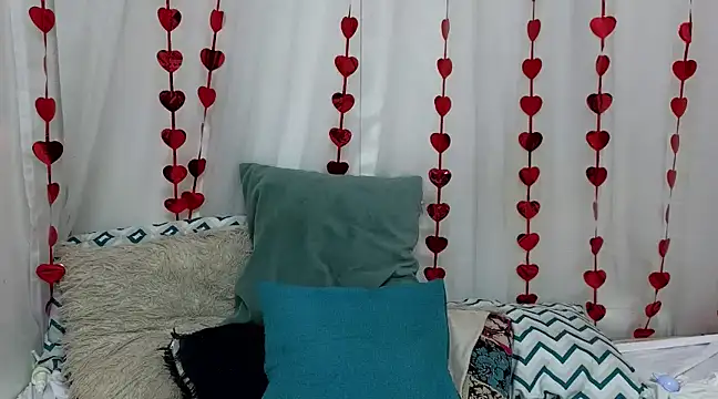 ninaa fox online show from 02/19/25, 10:09