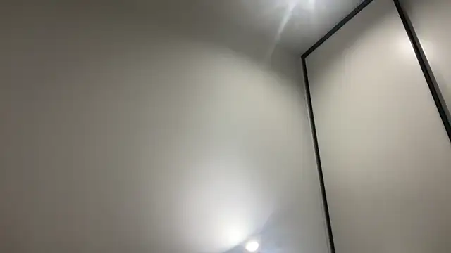 Iris cherry online show from 09/19/25, 08:27