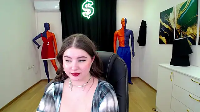 NicoleFoxery online show from 02/05/25, 09:36