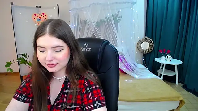 NicoleFoxery online show from 02/22/25, 09:45