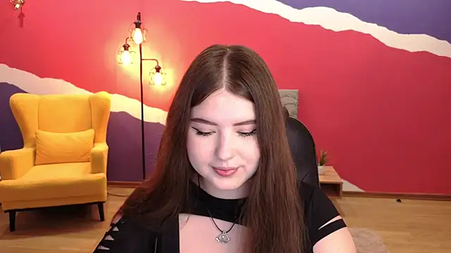 NicoleFoxery online show from 11/18/25, 03:23