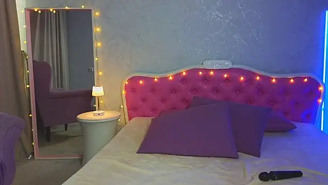 Ariana Petite online show from 01/29/25, 05:30