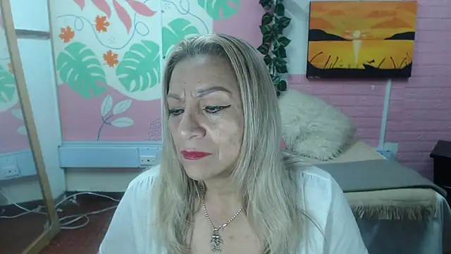Snapshot of ZAMANTHA chatting on 04/29/26, 05:06 ZAMANTHA online show from 04/29/26, 05:06