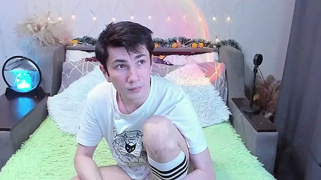 Yumi steve online show from 11/12/25, 11:10