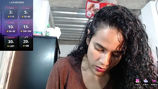 jasminne  online show from 01/15/25, 04:54