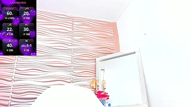 Snapshot of mia_pineda chatting on 02/01/25, 06:19 mia pineda online show from 02/01/25, 06:19