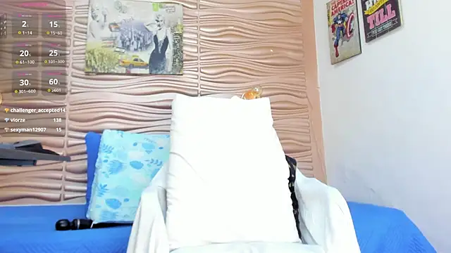 mia pineda online show from 01/11/26, 04:56