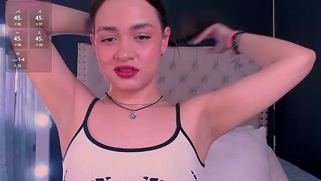 Snapshot of valen_thompson chatting on 01/13/25, 09:42 valen thompson online show from 01/13/25, 09:42