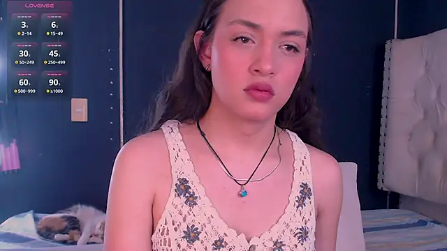 Snapshot of valen_thompson chatting on 02/28/25, 12:10 valen thompson online show from 02/28/25, 12:10