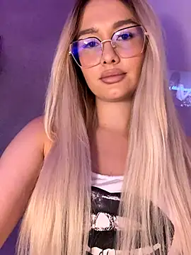 mollyxxx online show from 10/25/25, 03:14