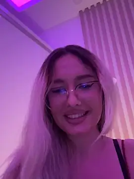 mollyxxx online show from 12/20/25, 09:11