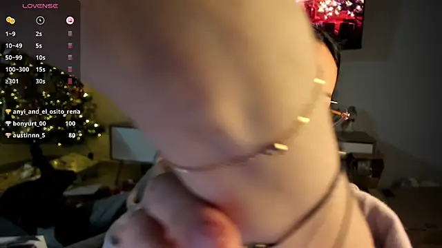 Snapshot of Anyi_1 chatting on 01/07/25, 03:35 Anyi 1 online show from 01/07/25, 03:35